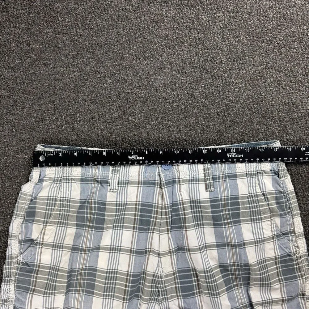 Nautica Men's Shorts Size 34 Casual Flat Front Plaid White Blue Y2K Skater Surf